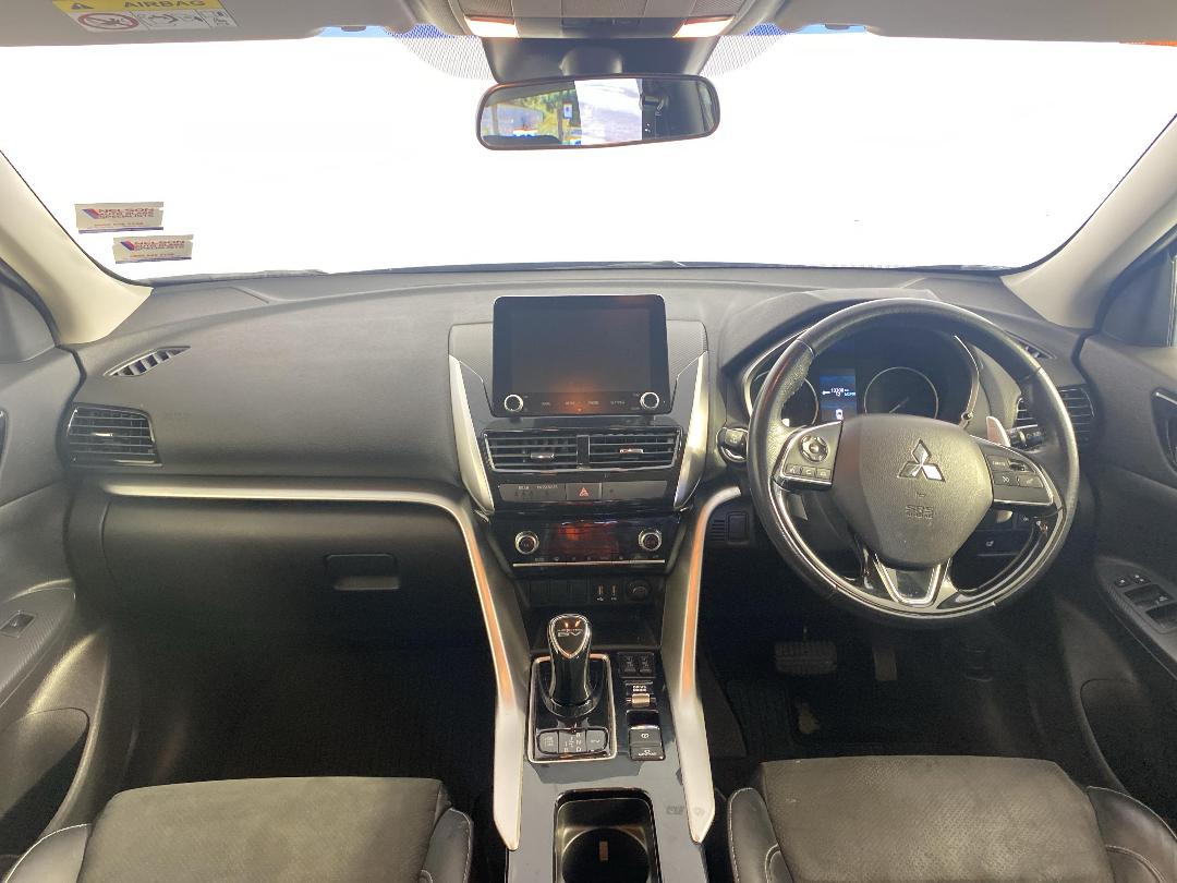 Photo '17' of Mitsubishi Eclipse Cross