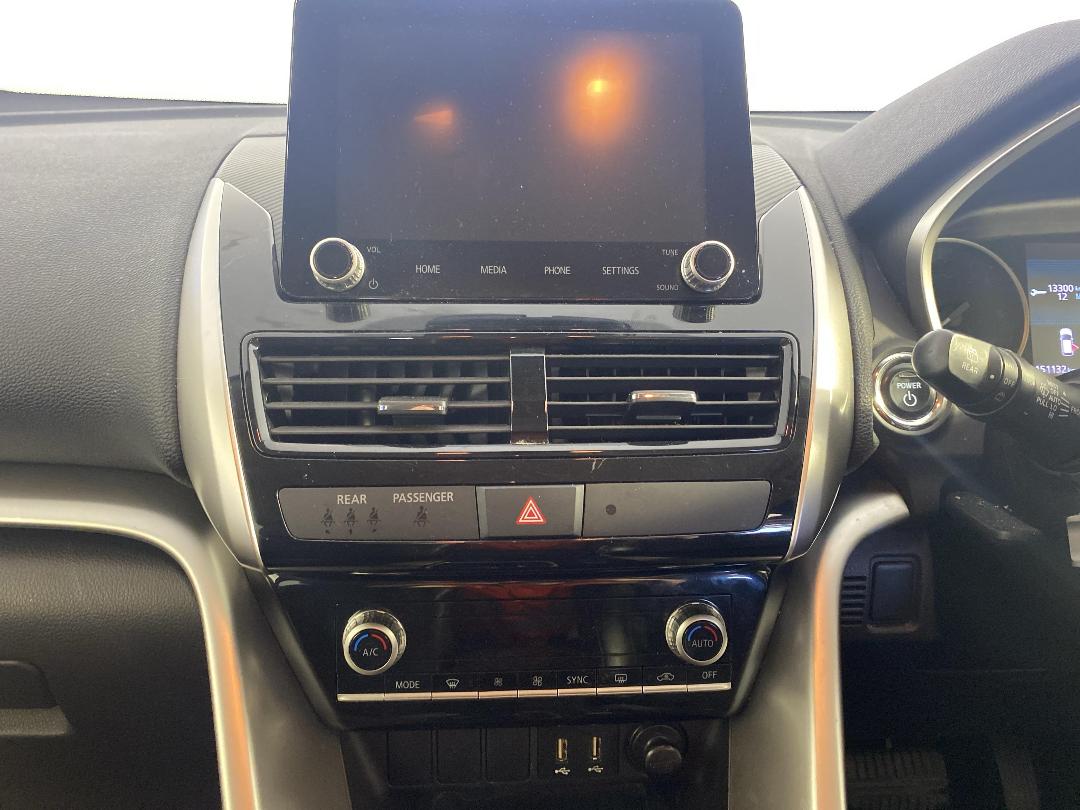 Photo '18' of Mitsubishi Eclipse Cross