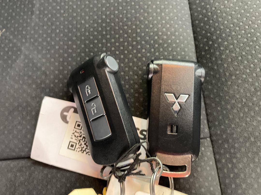 Photo '22' of Mitsubishi Eclipse Cross Photo '22' of Mitsubishi Eclipse Cross