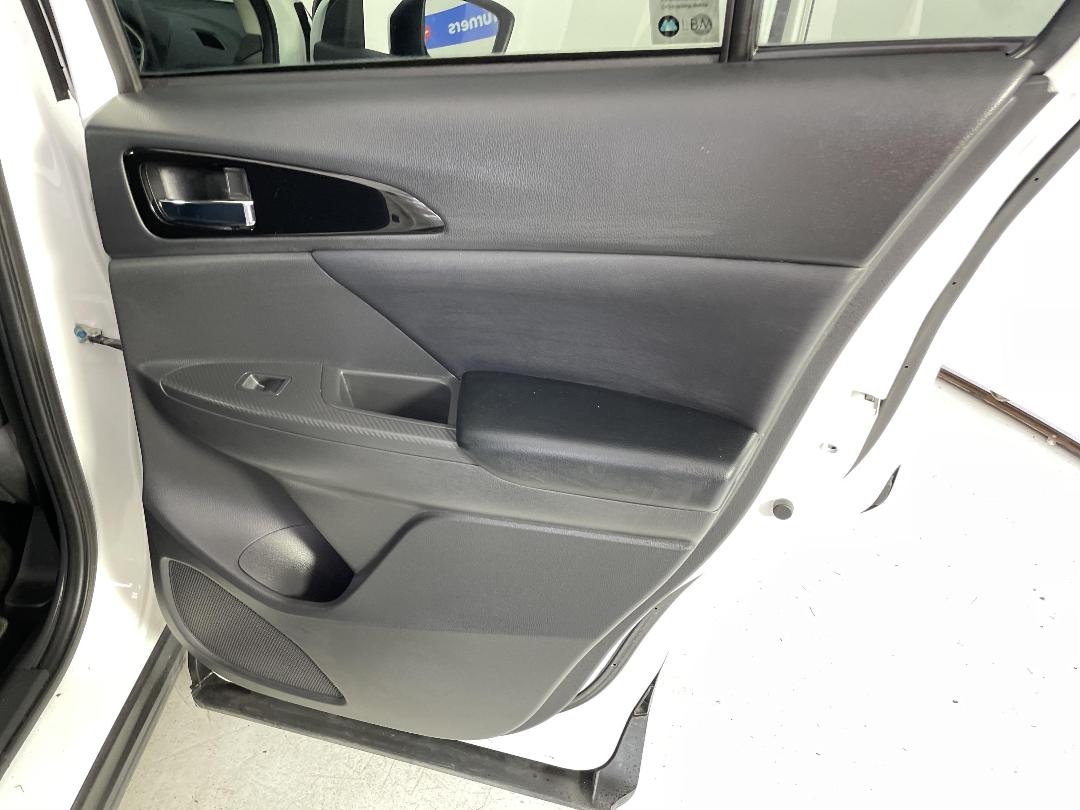 Photo '19' of Mitsubishi Eclipse Cross Photo '19' of Mitsubishi Eclipse Cross