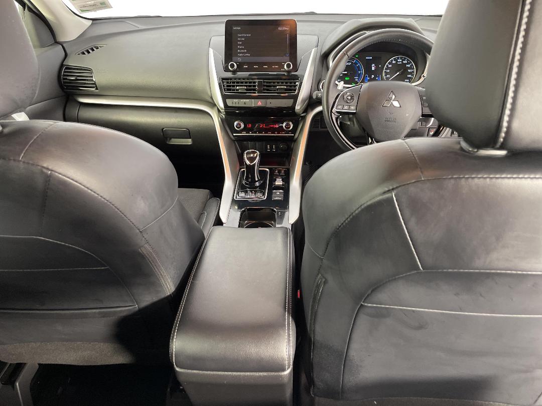 Photo '18' of Mitsubishi Eclipse Cross Photo '18' of Mitsubishi Eclipse Cross