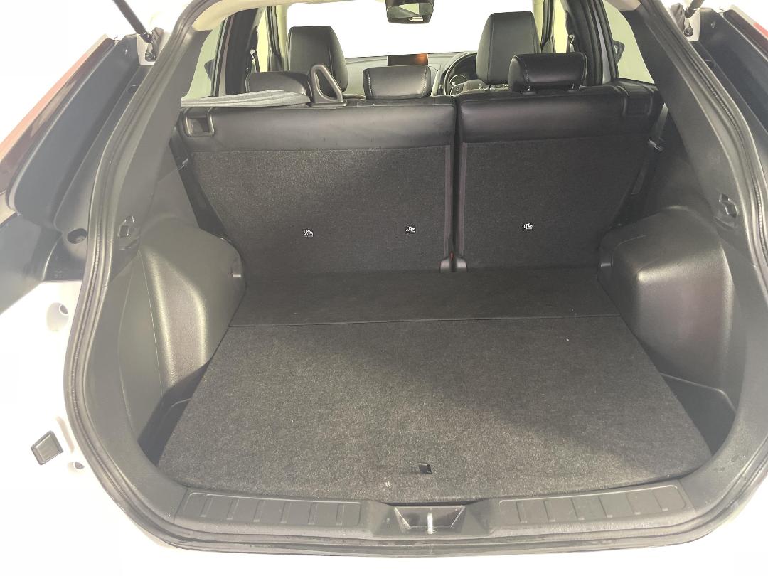 Photo '14' of Mitsubishi Eclipse Cross