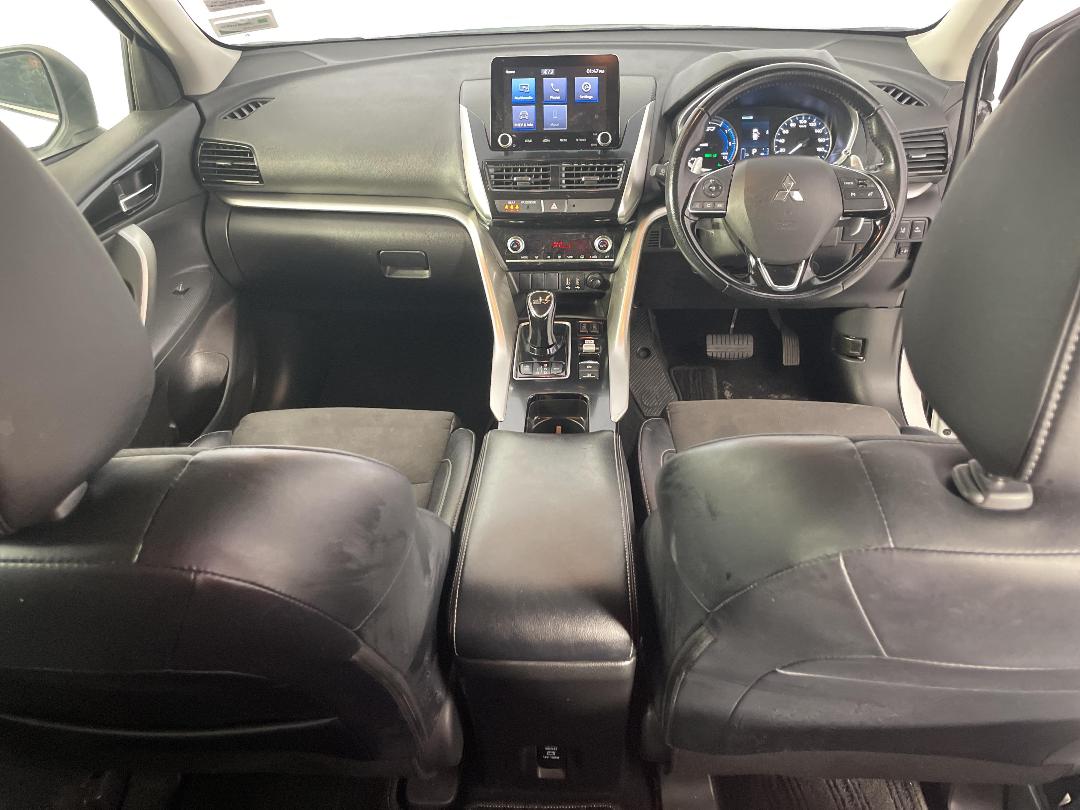 Photo '18' of Mitsubishi Eclipse Cross