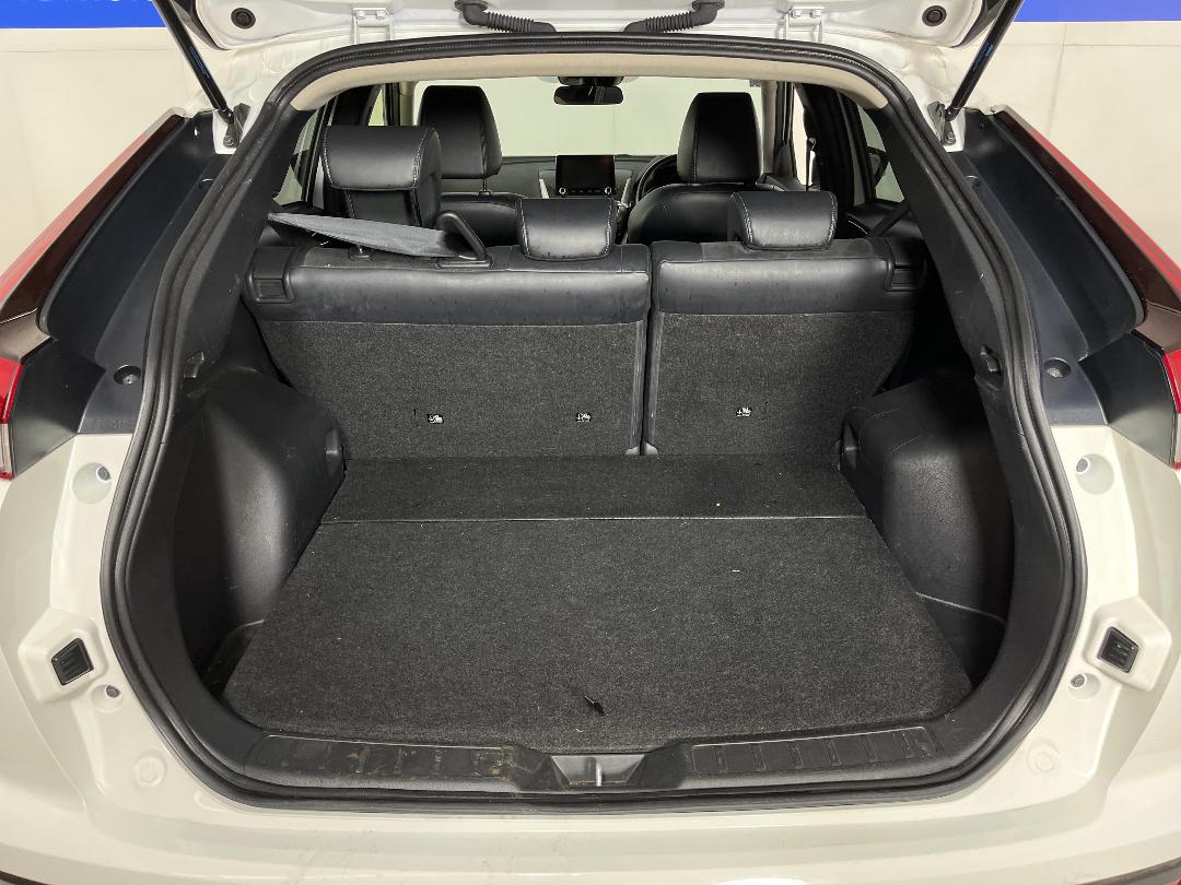 Photo '14' of Mitsubishi Eclipse Cross