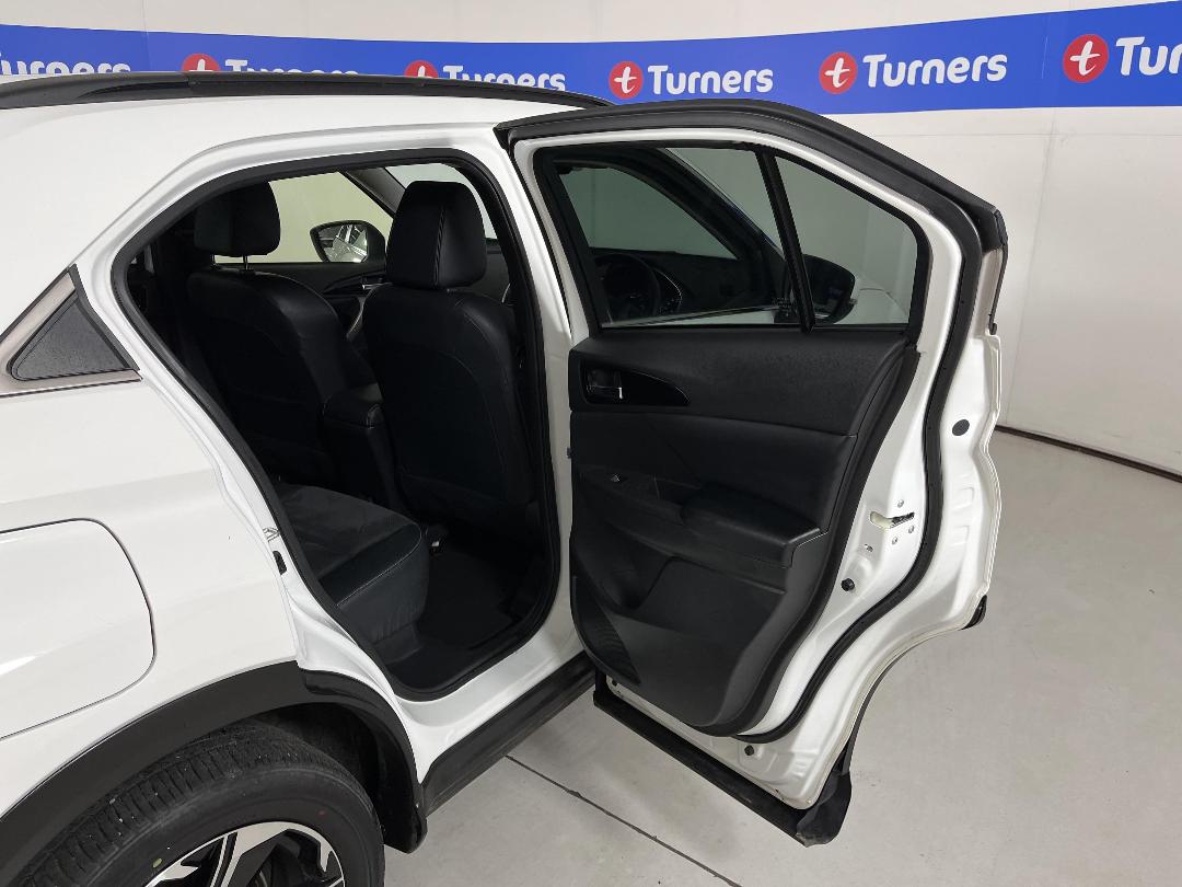 Photo '19' of Mitsubishi Eclipse Cross