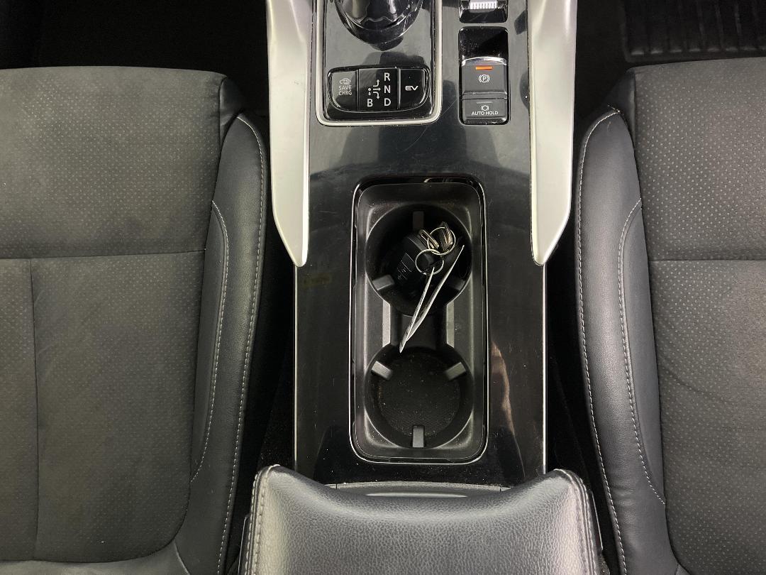 Photo '23' of Mitsubishi Eclipse Cross