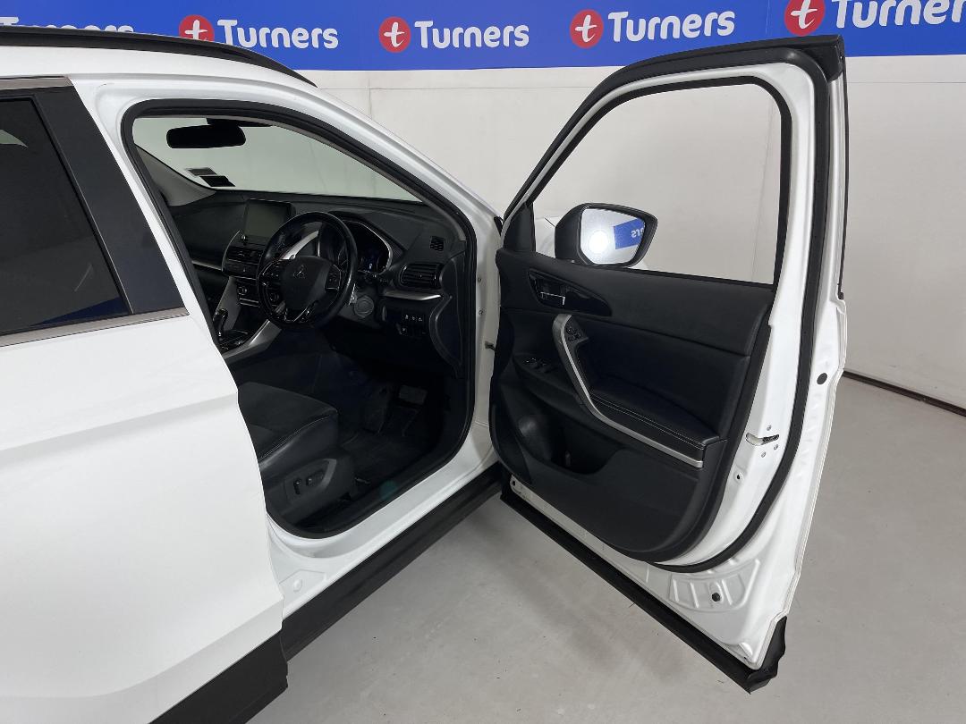 Photo '15' of Mitsubishi Eclipse Cross