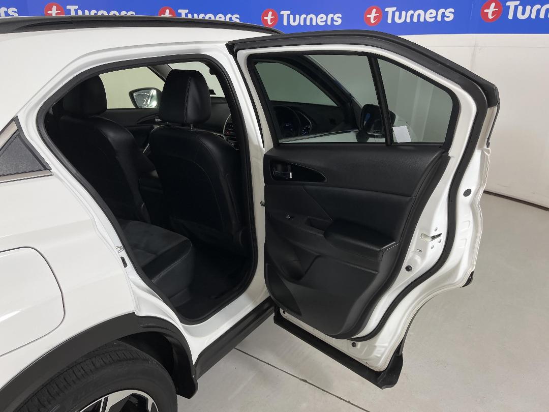 Photo '19' of Mitsubishi Eclipse Cross