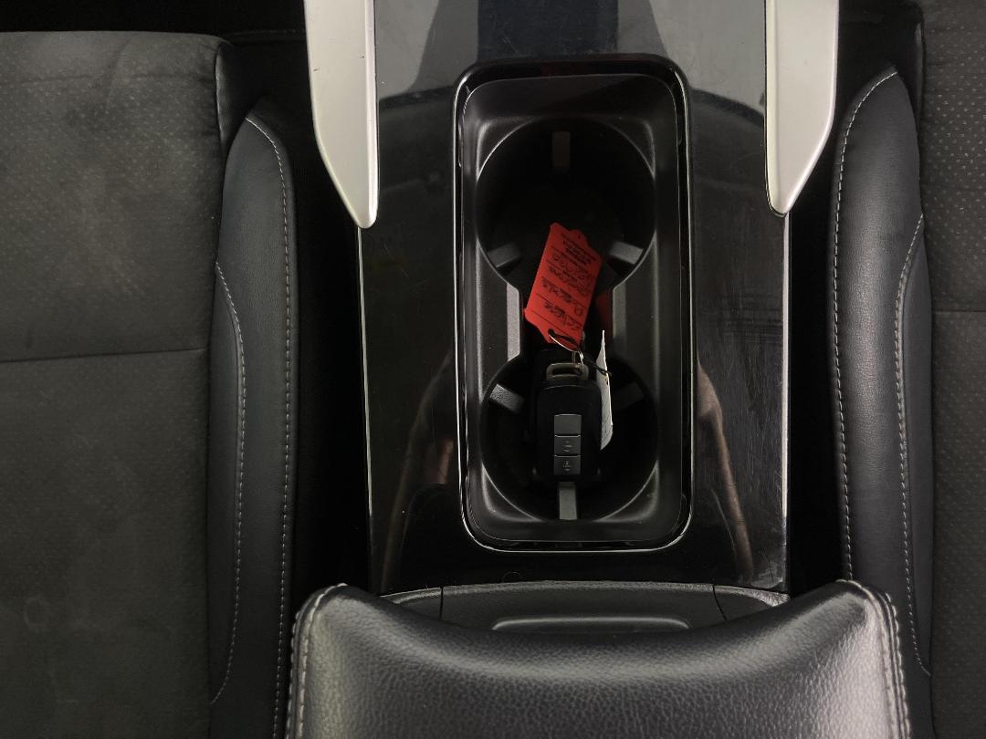 Photo '23' of Mitsubishi Eclipse Cross