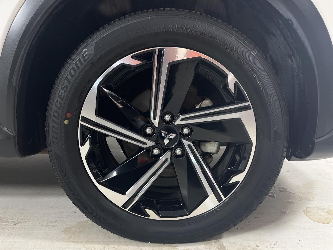 Photo '9' of Mitsubishi Eclipse Cross