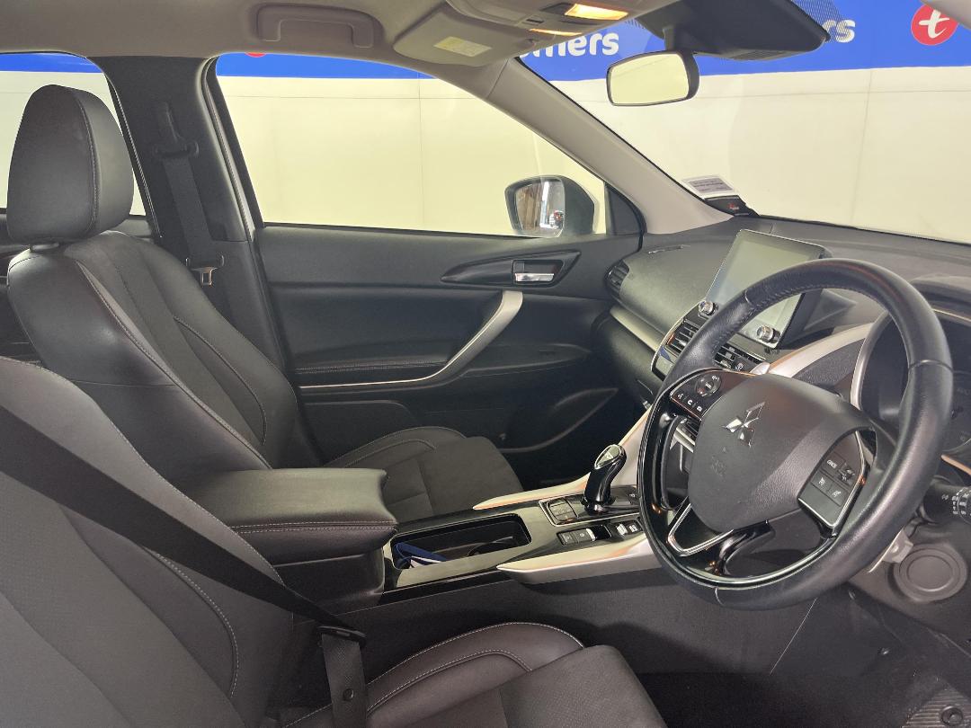 Photo '16' of Mitsubishi Eclipse Cross