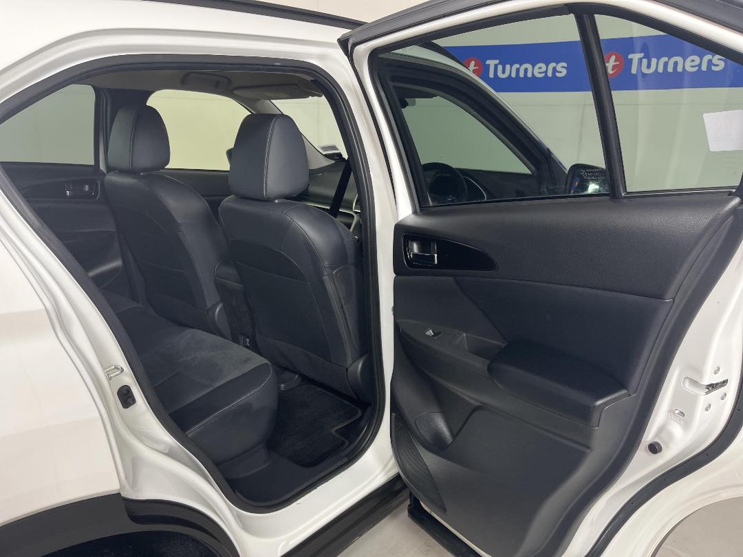 Photo '19' of Mitsubishi Eclipse Cross