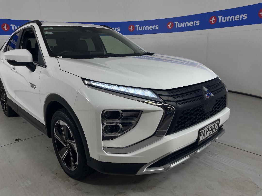 Photo '24' of Mitsubishi Eclipse Cross