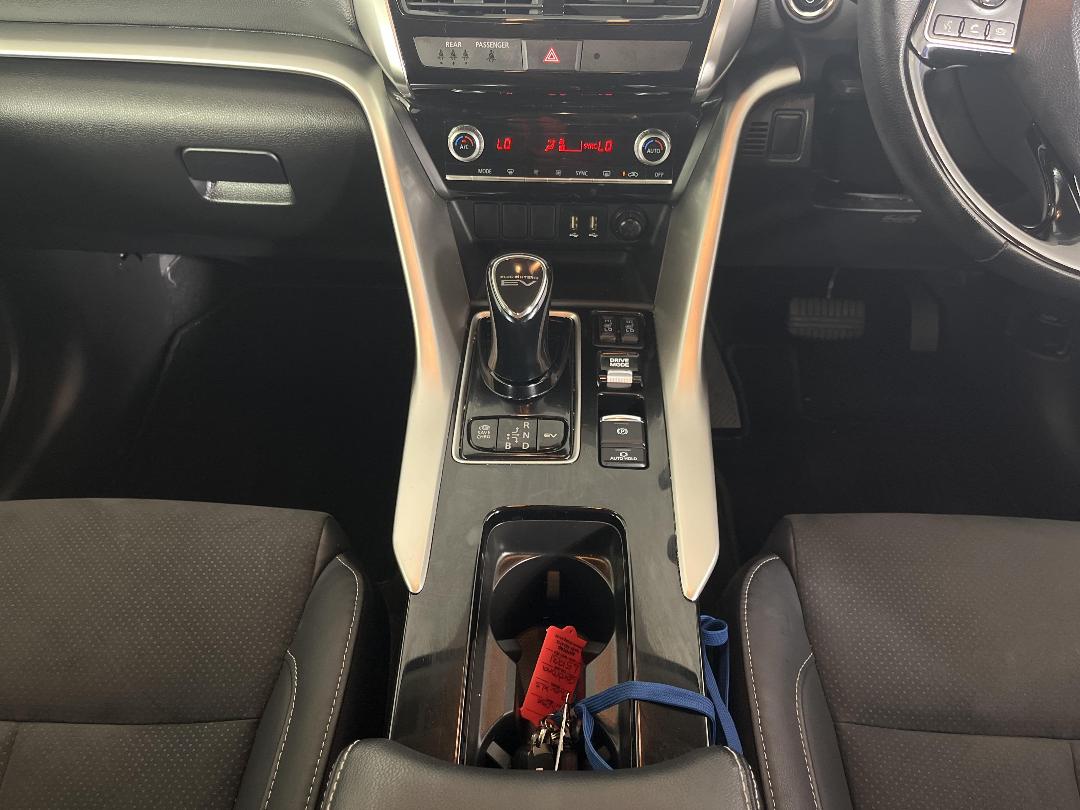 Photo '23' of Mitsubishi Eclipse Cross