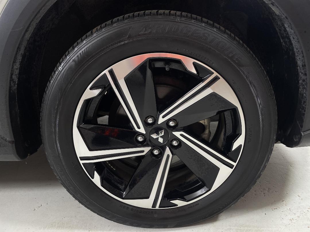 Photo '9' of Mitsubishi Eclipse Cross