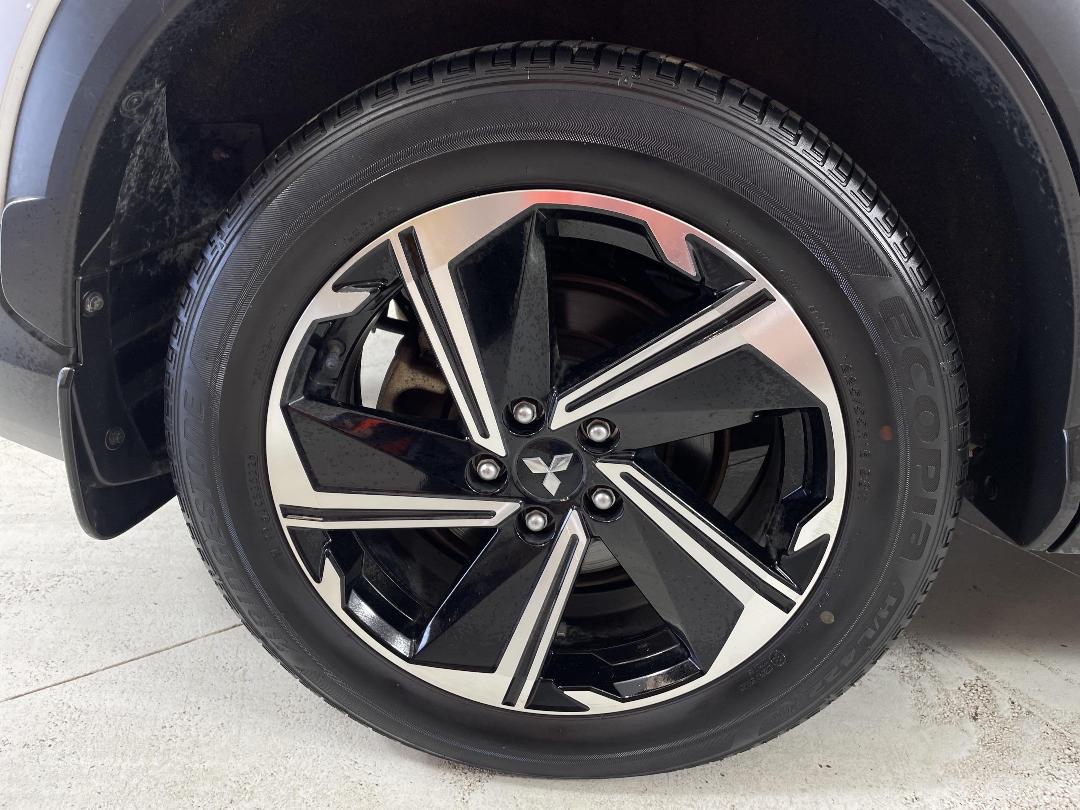 Photo '12' of Mitsubishi Eclipse Cross