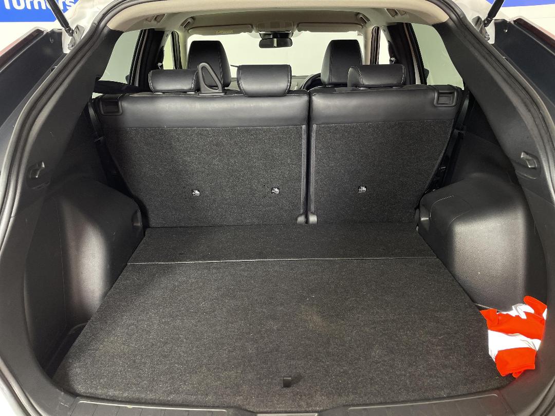 Photo '14' of Mitsubishi Eclipse Cross