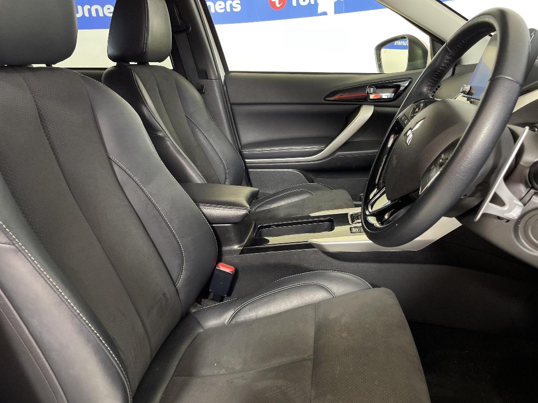 Photo '16' of Mitsubishi Eclipse Cross