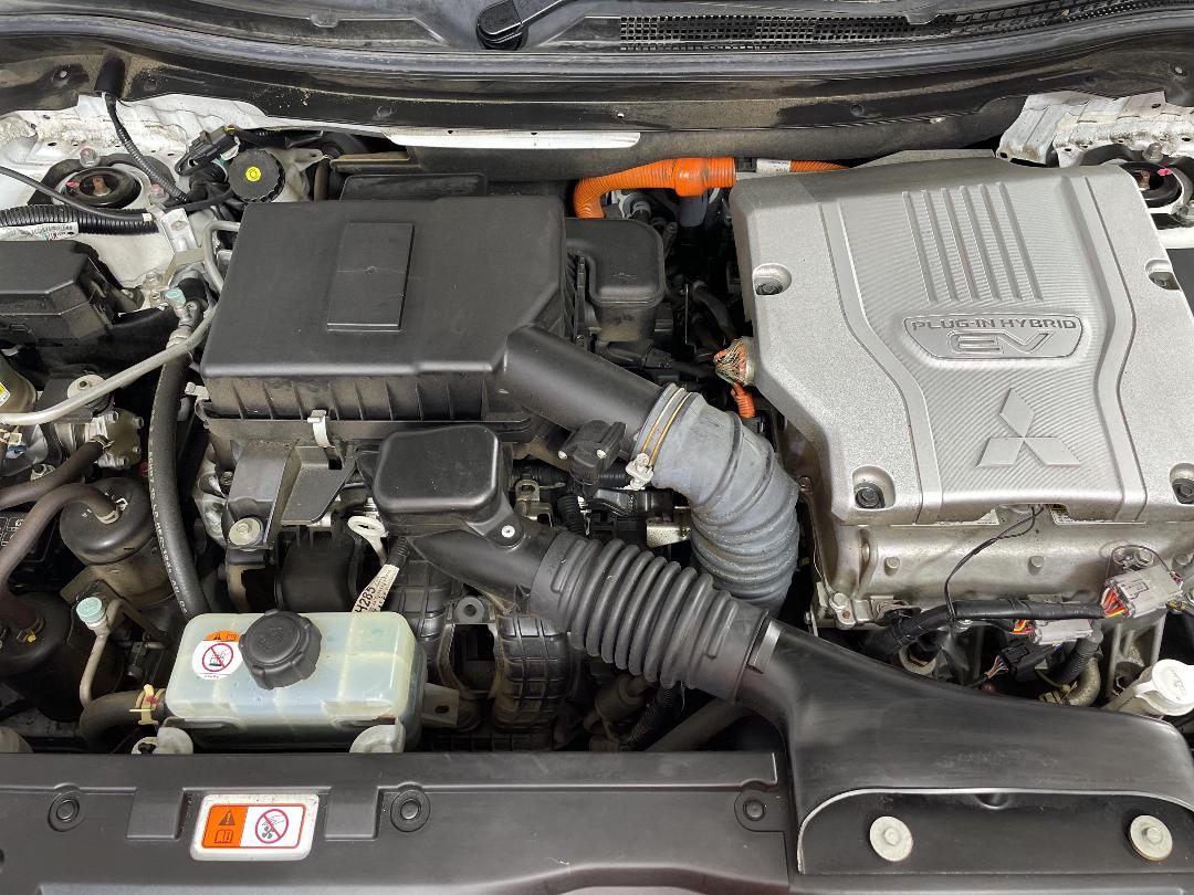 Photo '13' of Mitsubishi Eclipse Cross