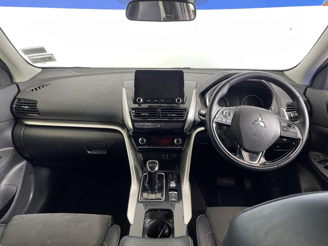 Photo '17' of Mitsubishi Eclipse Cross