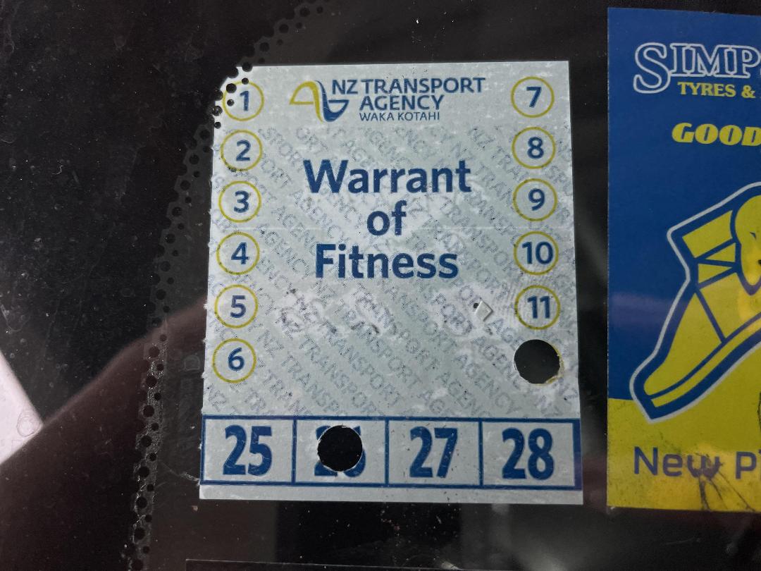 Photo '24' of Mitsubishi Eclipse Cross