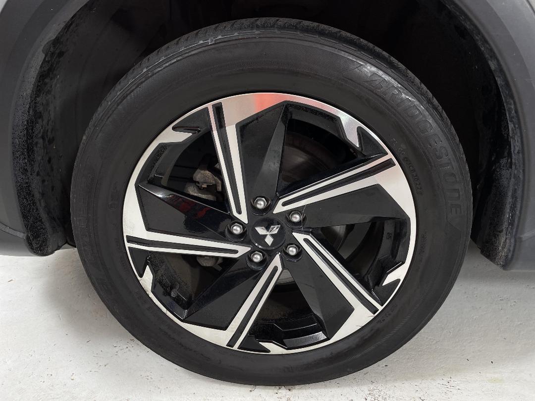 Photo '10' of Mitsubishi Eclipse Cross