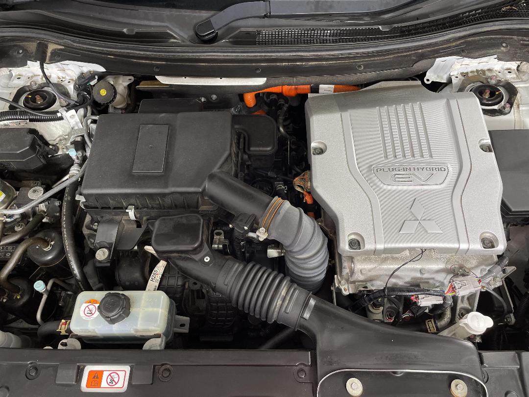 Photo '13' of Mitsubishi Eclipse Cross Photo '13' of Mitsubishi Eclipse Cross