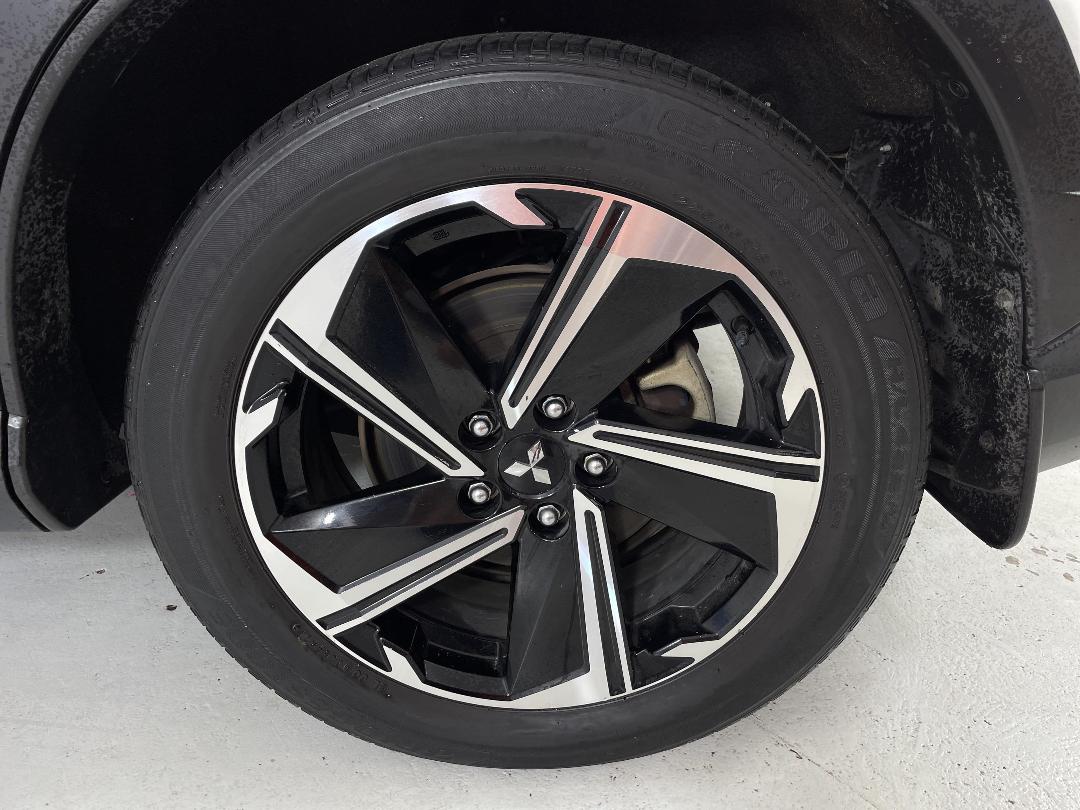 Photo '11' of Mitsubishi Eclipse Cross Photo '11' of Mitsubishi Eclipse Cross