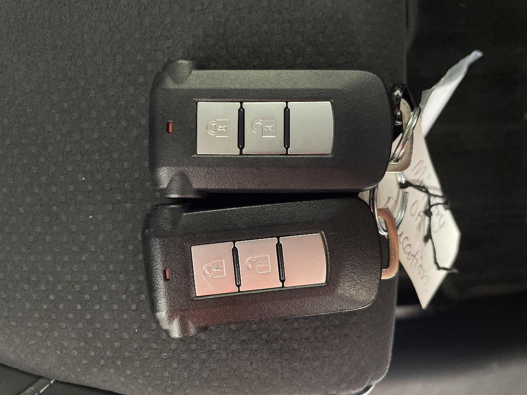 Photo '22' of Mitsubishi Eclipse Cross Photo '22' of Mitsubishi Eclipse Cross