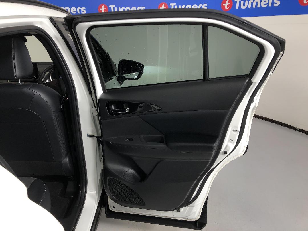 Photo '19' of Mitsubishi Eclipse Cross