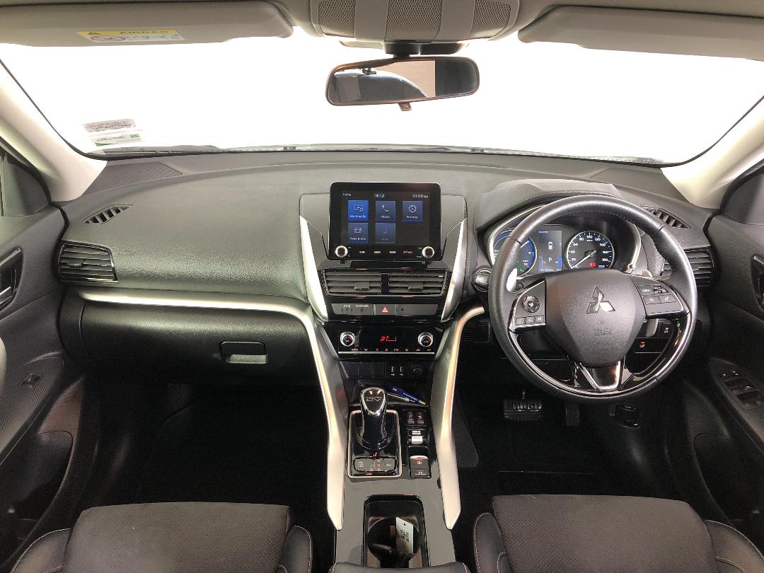 Photo '17' of Mitsubishi Eclipse Cross