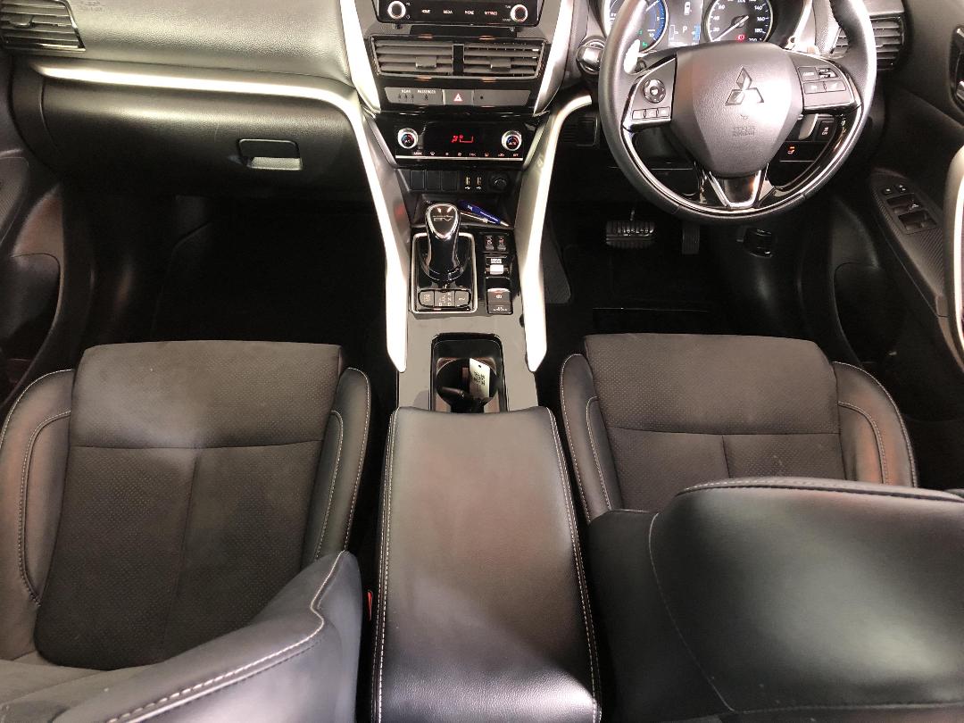 Photo '18' of Mitsubishi Eclipse Cross