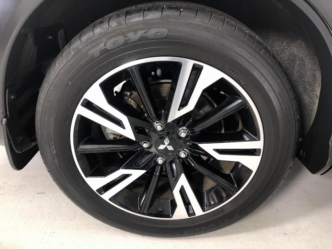 Photo '12' of Mitsubishi Eclipse Cross