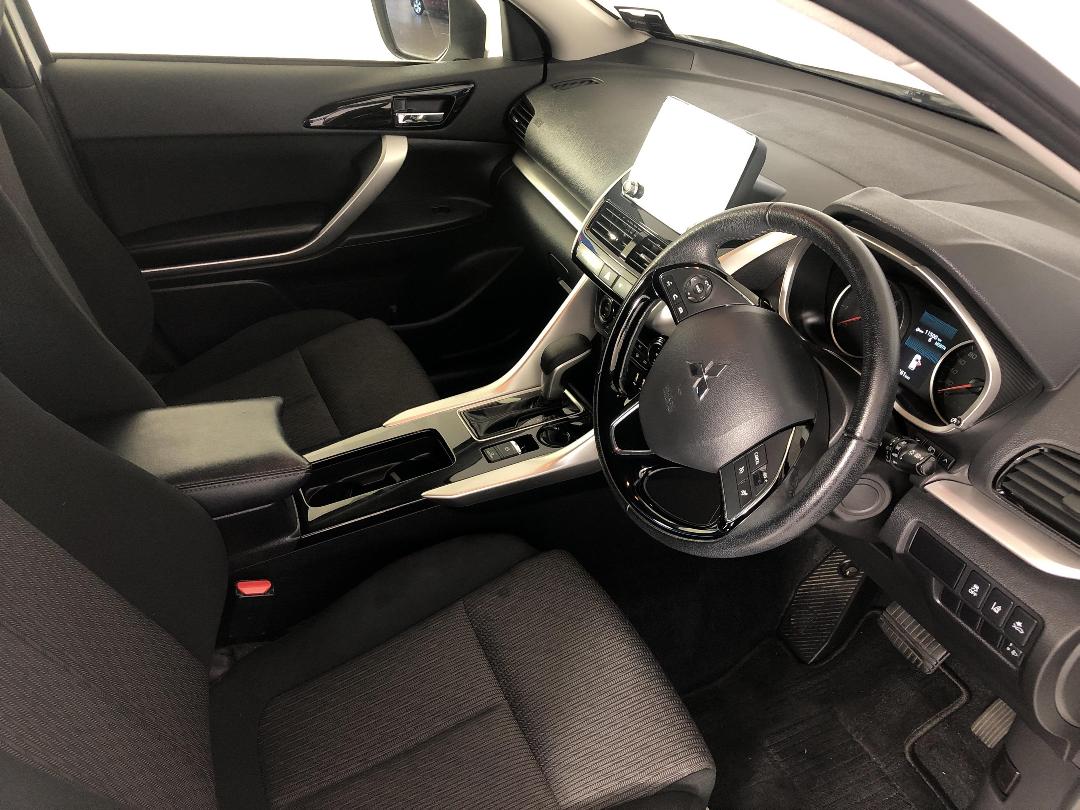 Photo '16' of Mitsubishi Eclipse Cross