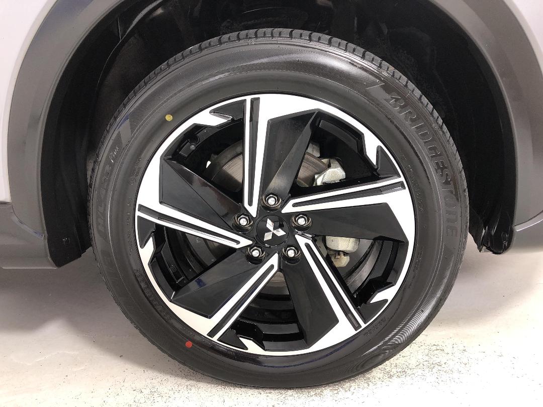 Photo '9' of Mitsubishi Eclipse Cross