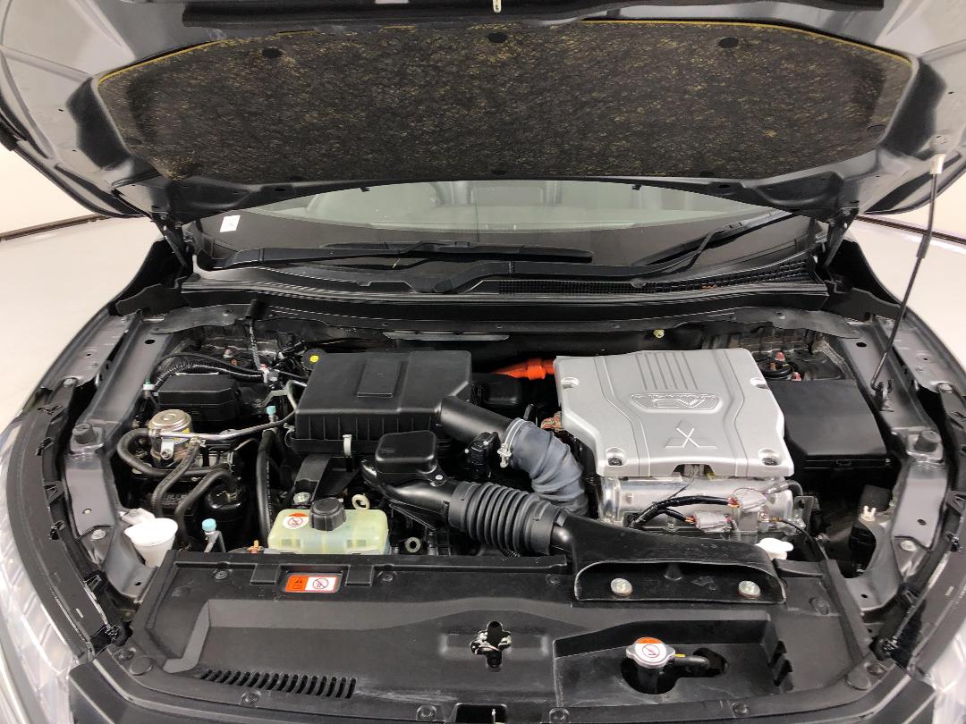 Photo '13' of Mitsubishi Eclipse Cross