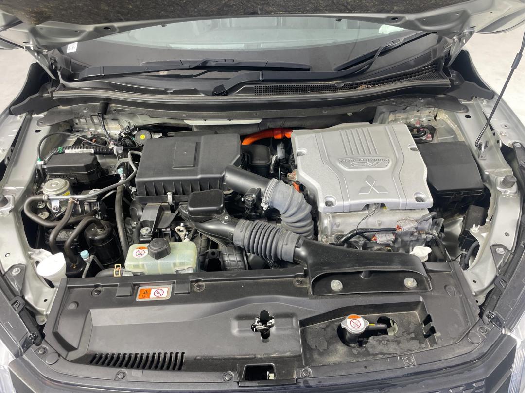 Photo '13' of Mitsubishi Eclipse Cross Photo '13' of Mitsubishi Eclipse Cross