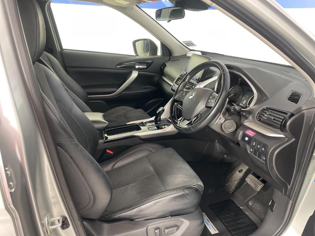 Photo '16' of Mitsubishi Eclipse Cross Photo '16' of Mitsubishi Eclipse Cross