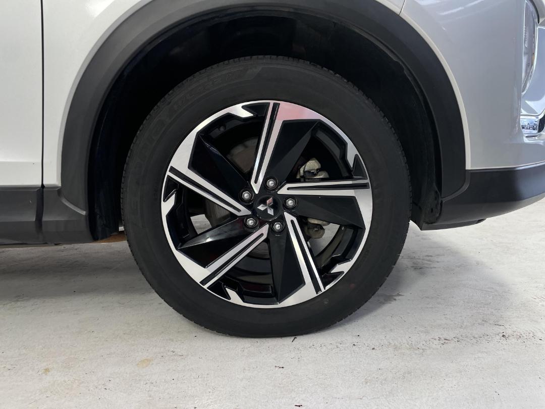 Photo '9' of Mitsubishi Eclipse Cross