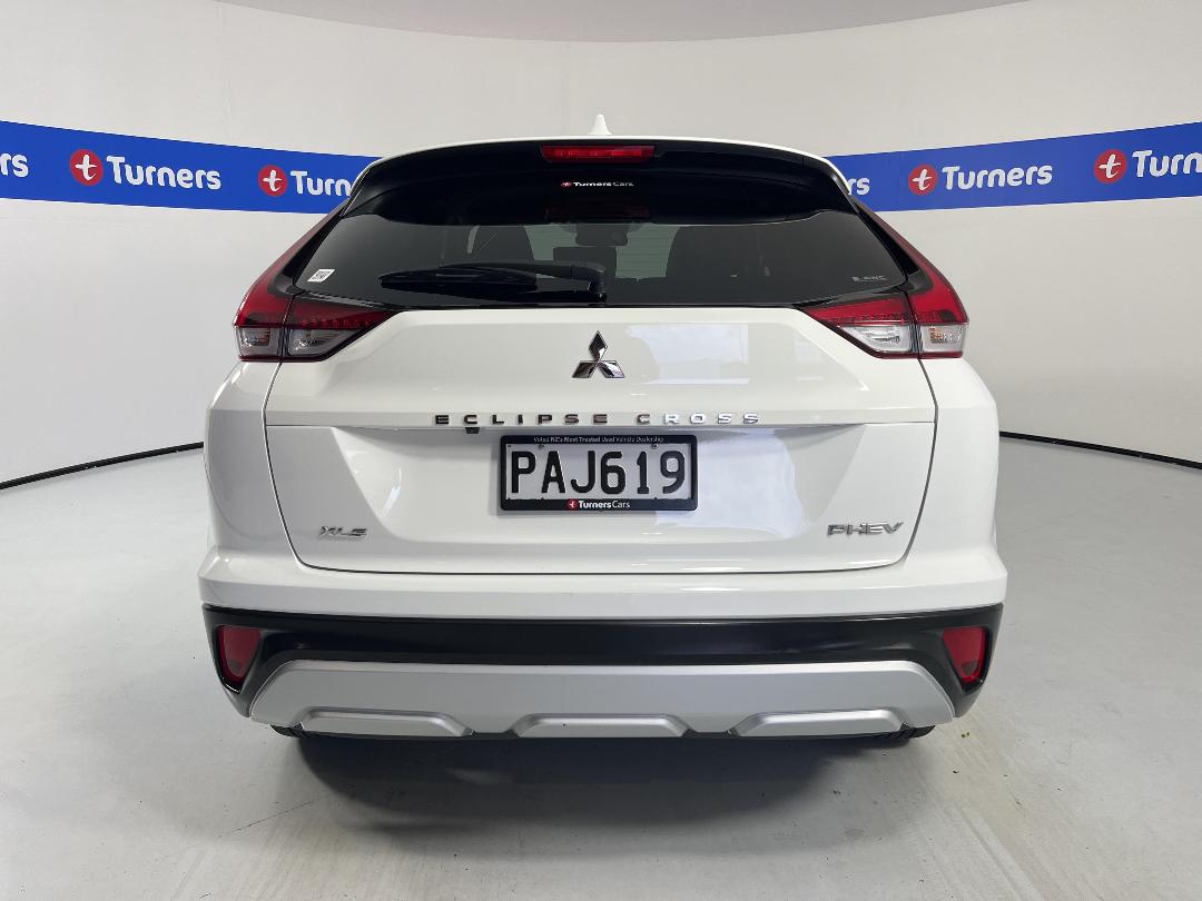 Photo '6' of Mitsubishi Eclipse Cross