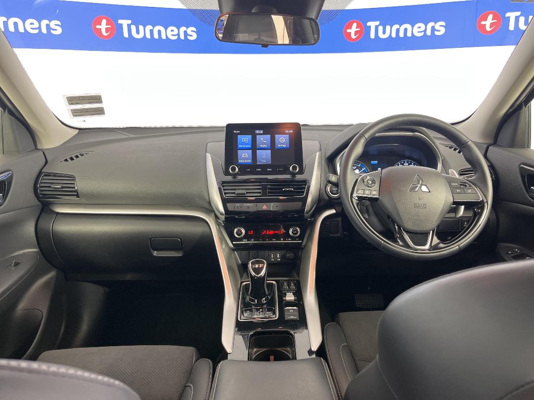 Photo '17' of Mitsubishi Eclipse Cross