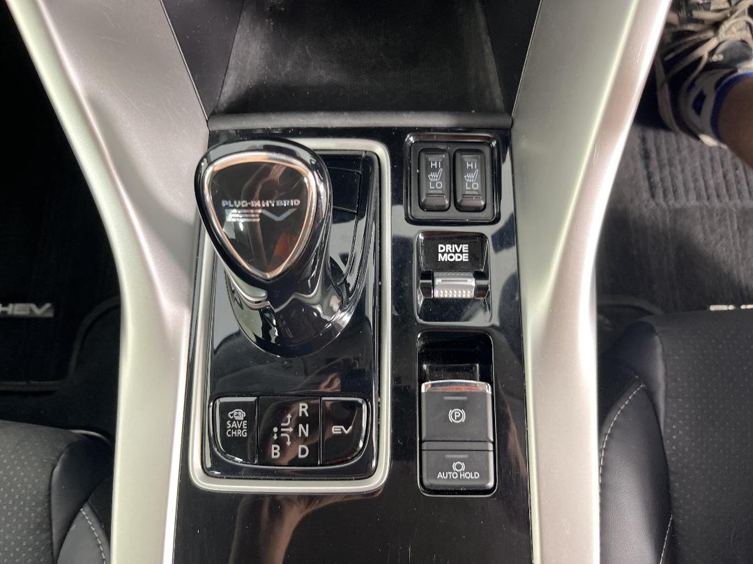 Photo '28' of Mitsubishi Eclipse Cross