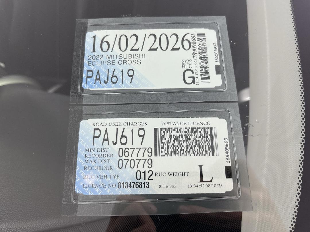 Photo '31' of Mitsubishi Eclipse Cross