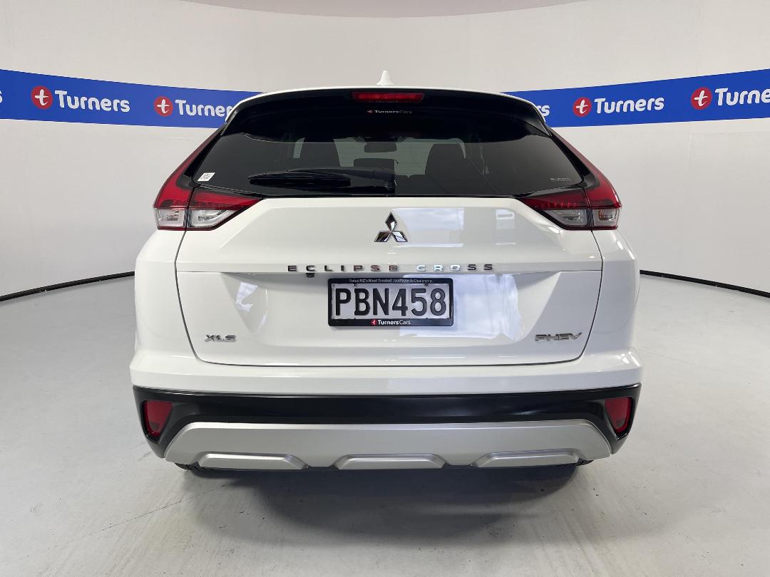 Photo '6' of Mitsubishi Eclipse Cross