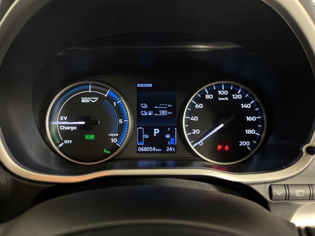 Photo '21' of Mitsubishi Eclipse Cross