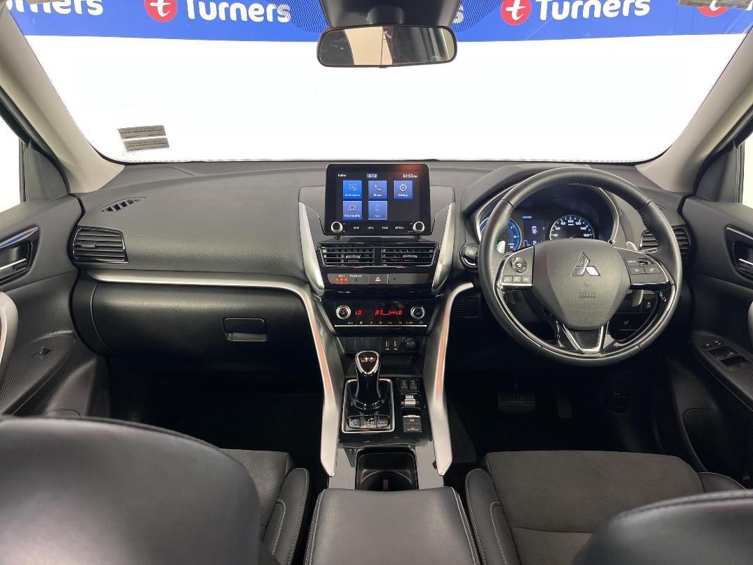 Photo '17' of Mitsubishi Eclipse Cross