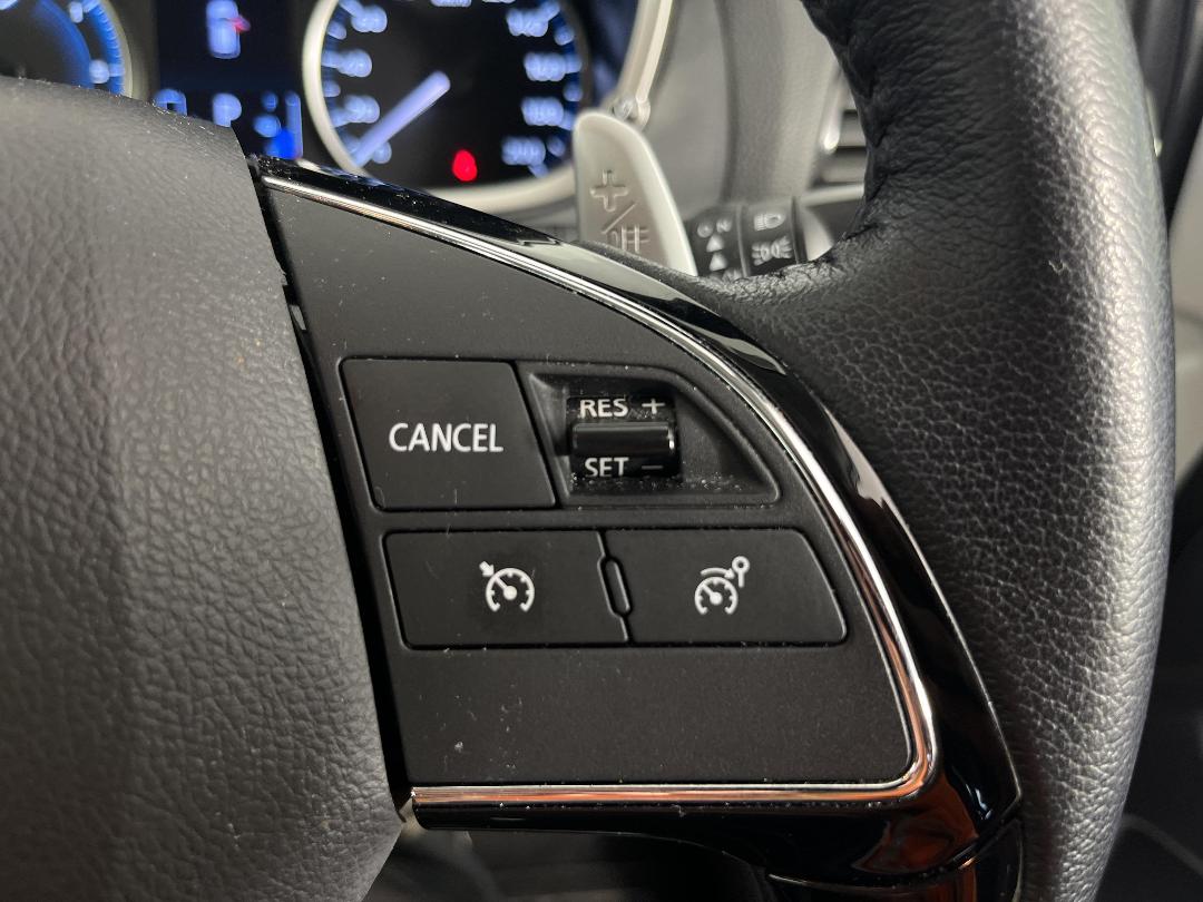 Photo '23' of Mitsubishi Eclipse Cross