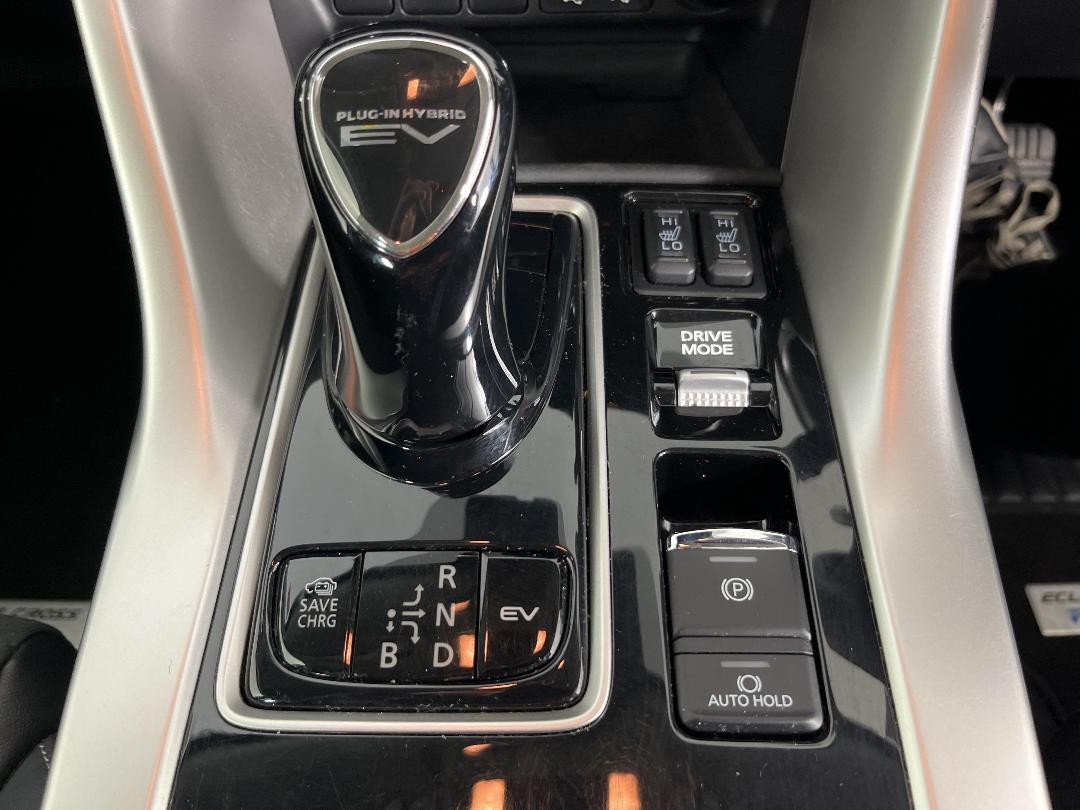 Photo '28' of Mitsubishi Eclipse Cross