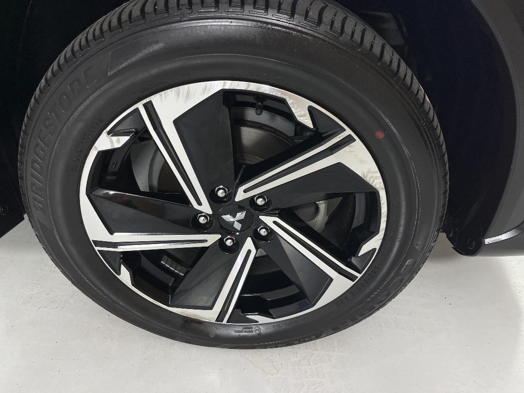 Photo '9' of Mitsubishi Eclipse Cross