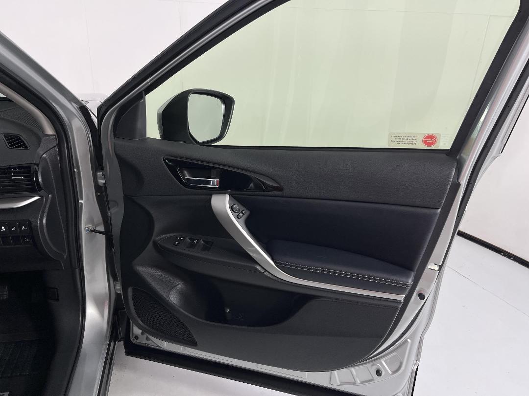 Photo '15' of Mitsubishi Eclipse Cross